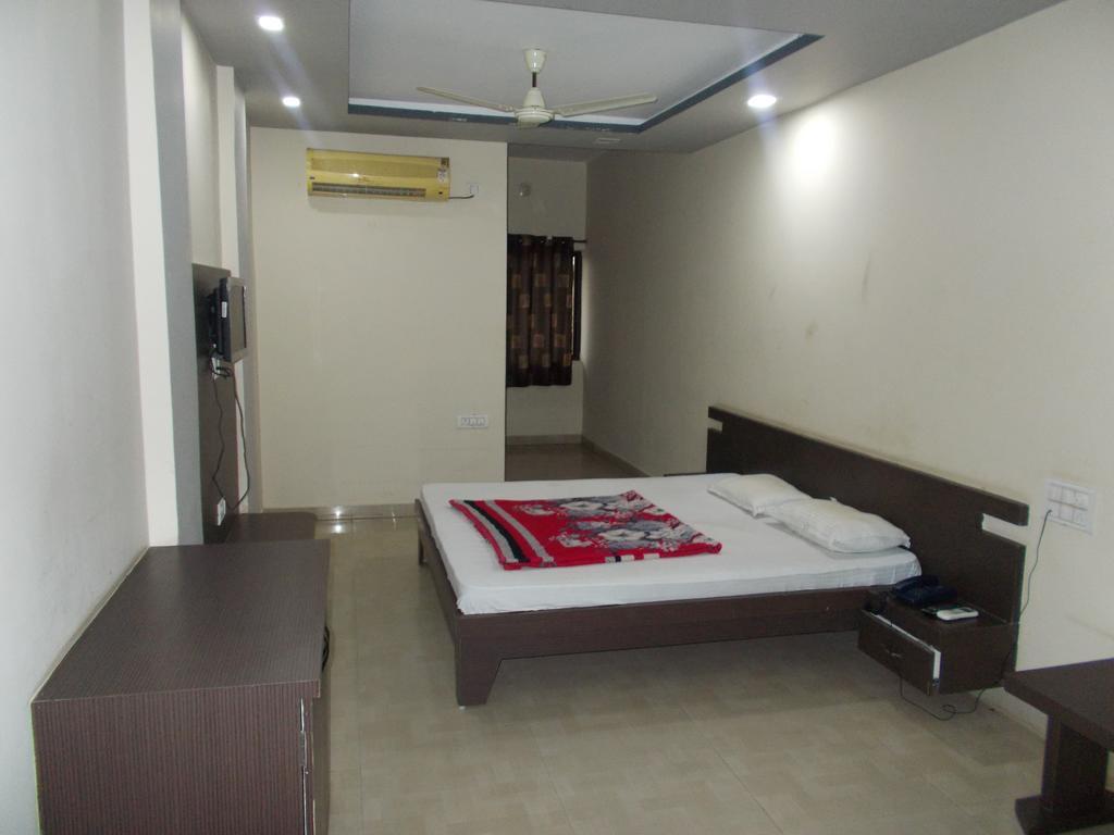 Hotel Rudraksh Virani Dış mekan fotoğraf